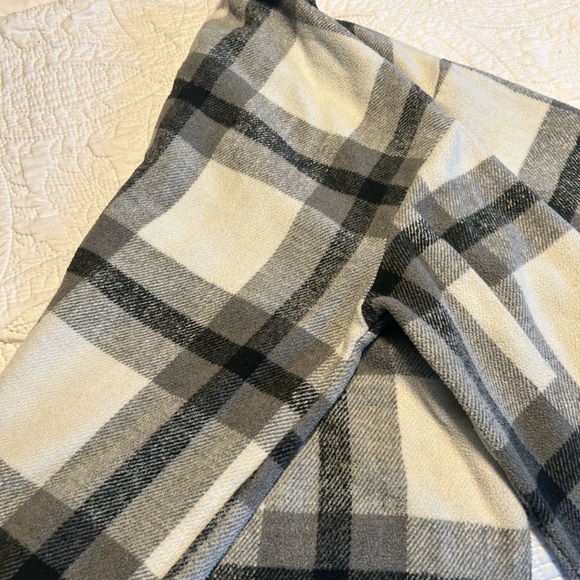 Plaid Shacket, size medium. - Picture 3 of 5